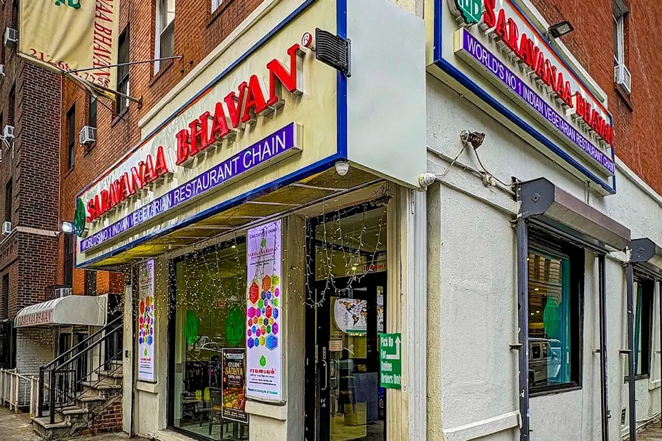 SARAVANAA BHAVAN
